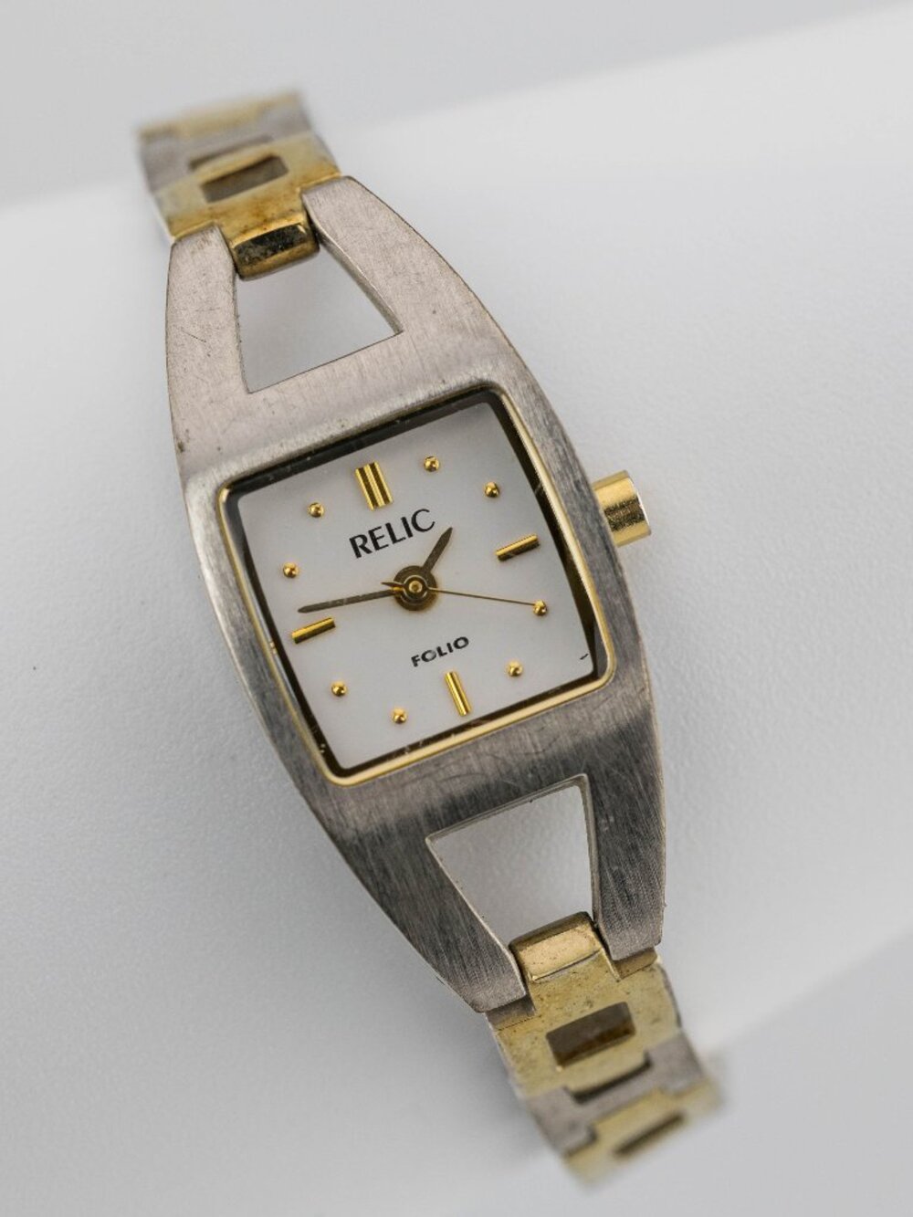 Relic ZR33505 Two-Tone Quartz Analog Women's Watch New Battery